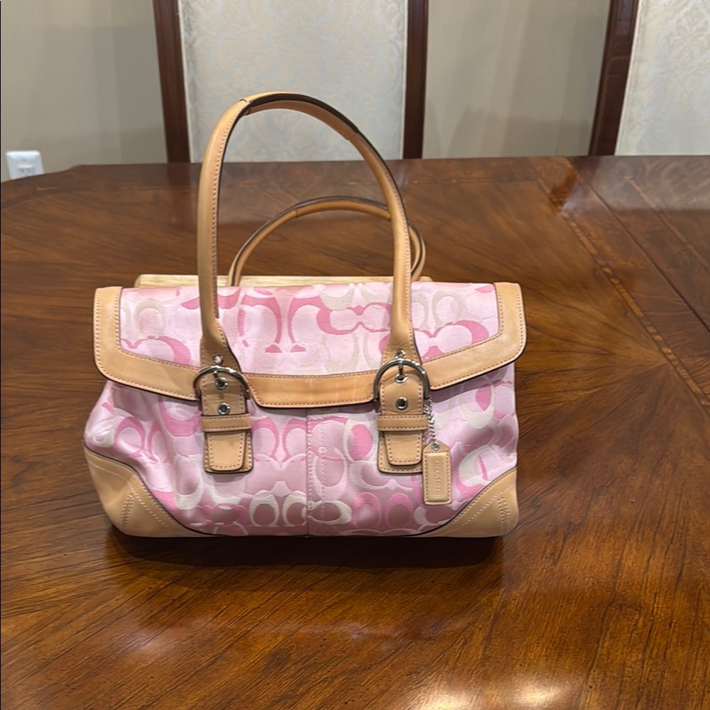 Coach Signature Pink and Tan Satchel
Vintage Rare Coach - C Vachetta - MO4J-6722